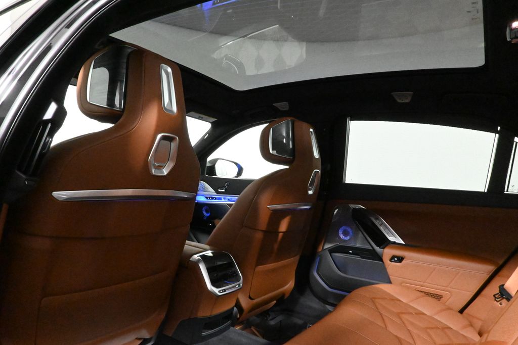 2025 Bmw 760i 760i xDrive photo 26