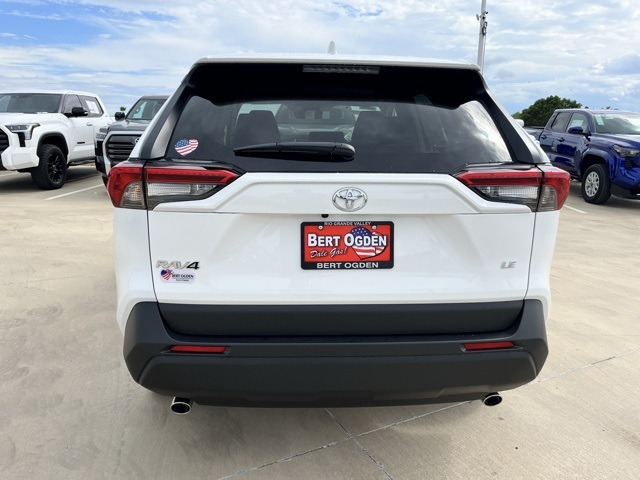2025 Toyota RAV4 LE photo 2