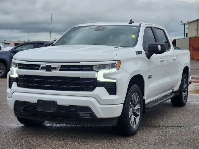 2023 Chevrolet Silverado 1500 RST photo 3