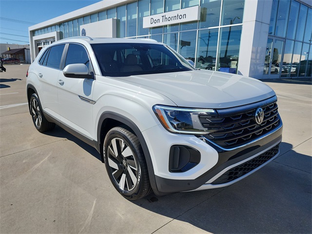 2026 Volkswagen Atlas Cross Sport SEL's photo