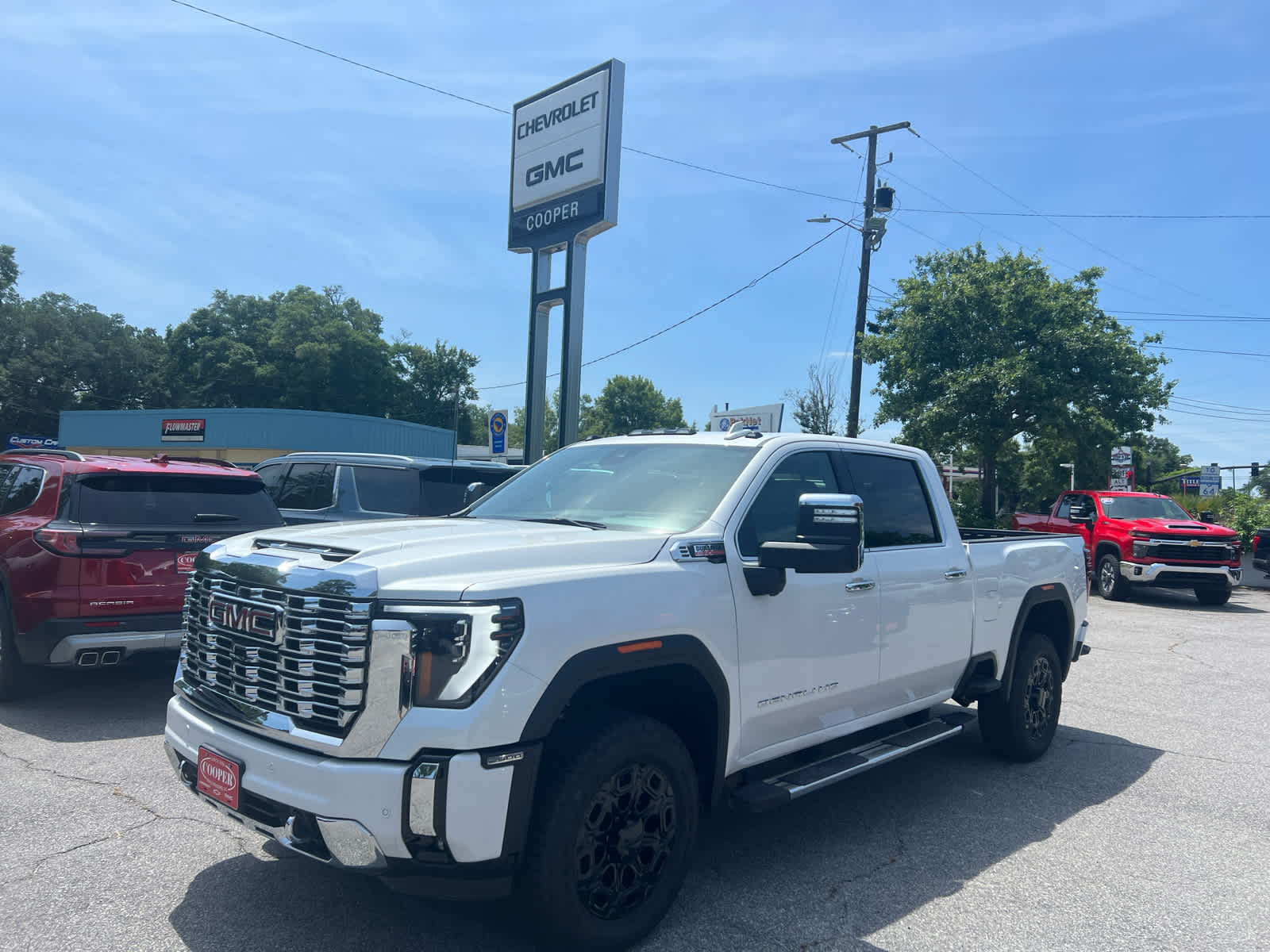 New 2025 White Frost Tricoat GMC Denali image 1