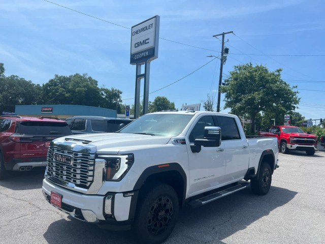 2025 GMC Sierra 2500 HD Denali