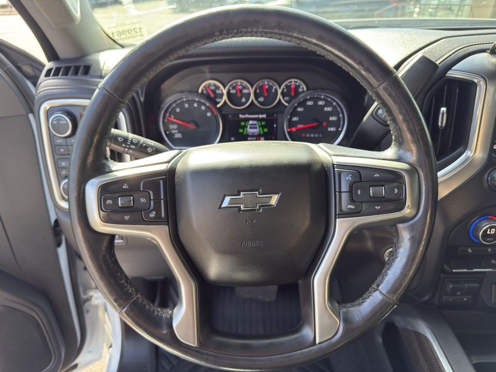 2021 Chevrolet Silverado 1500 RST photo 9