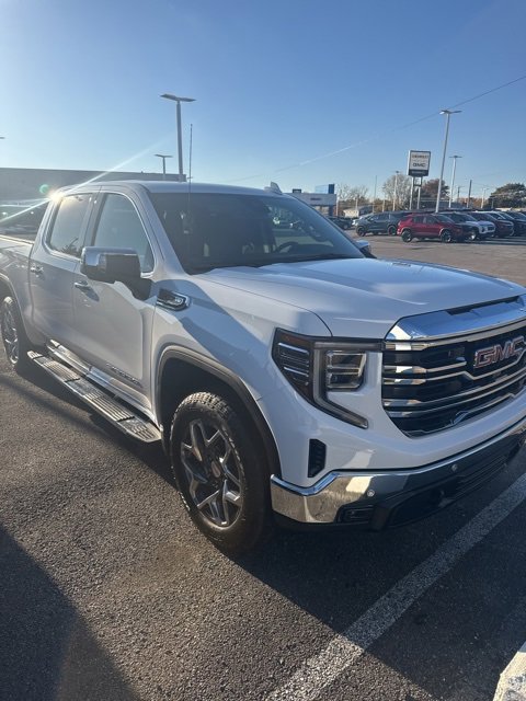 2026 Gmc Sierra 1500 SLT photo 2