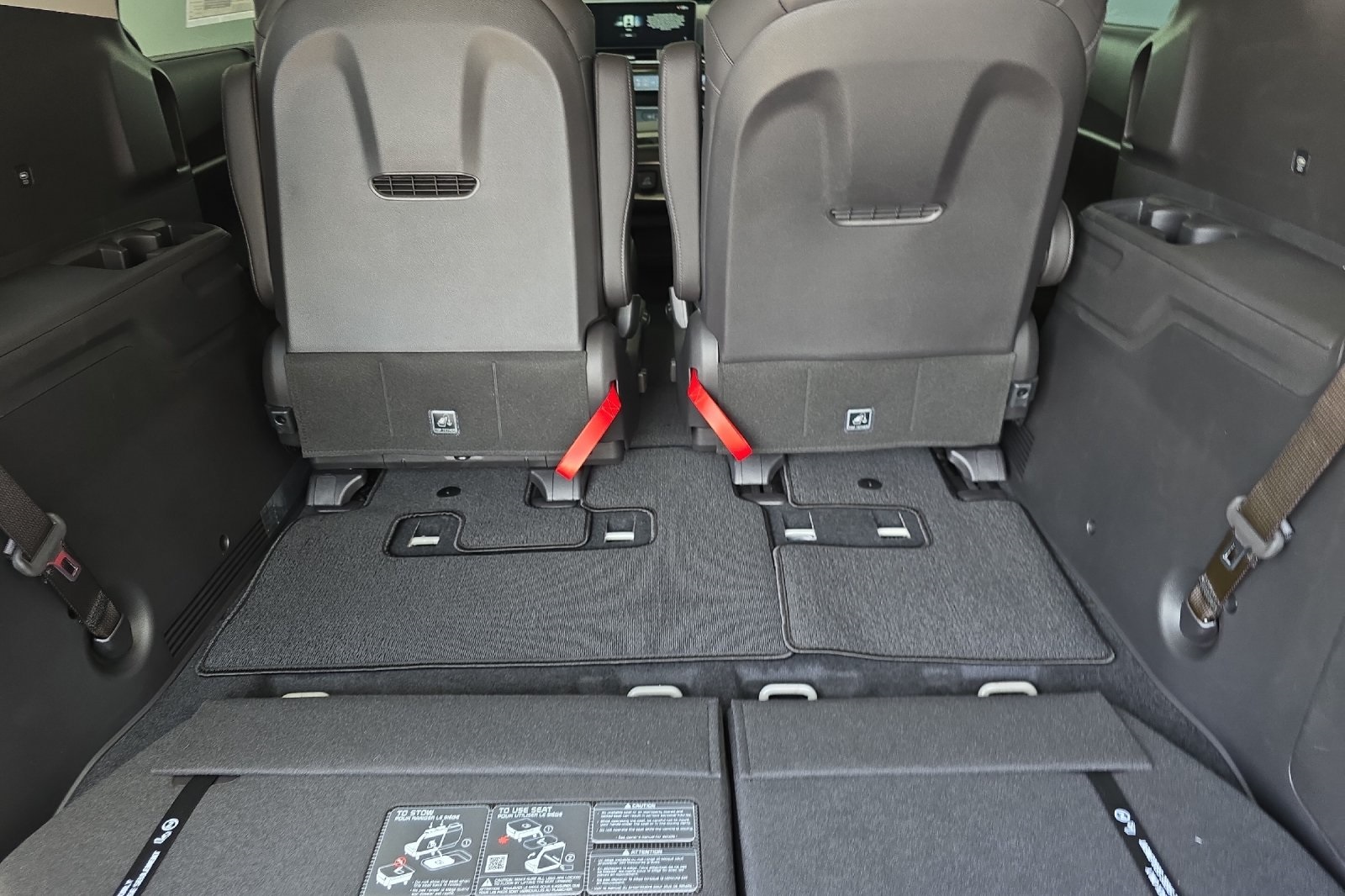 2026 Kia Carnival SX Prestige photo 11