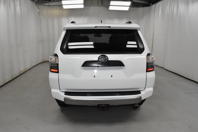 2019 Toyota 4Runner TRD photo 5