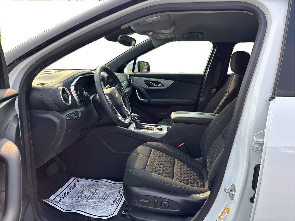 2022 Chevrolet Blazer 2LT photo 9