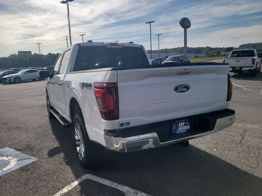 2025 Ford F-150 XLT photo 5