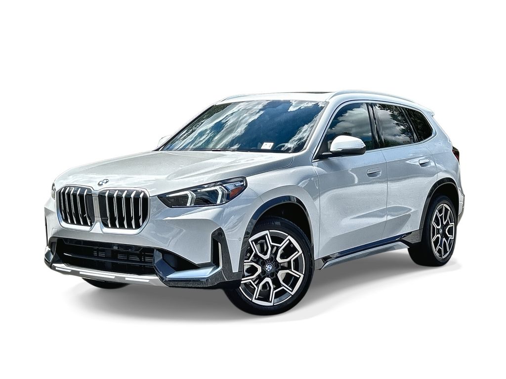 2026 BMW X1 28i's photo