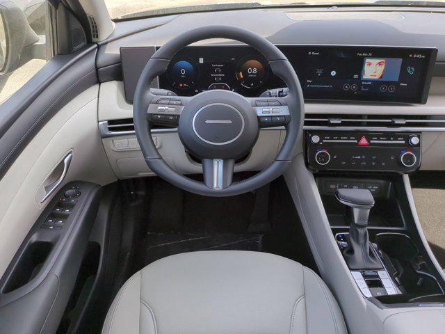 2025 Hyundai Tucson SEL Convenience photo 16