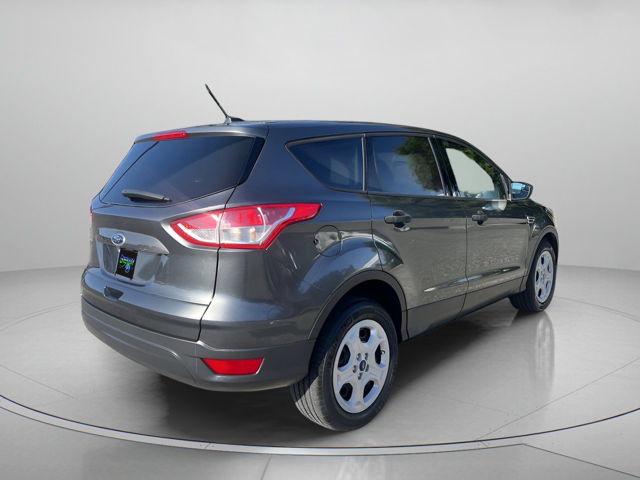 2016 Ford Escape S photo 3
