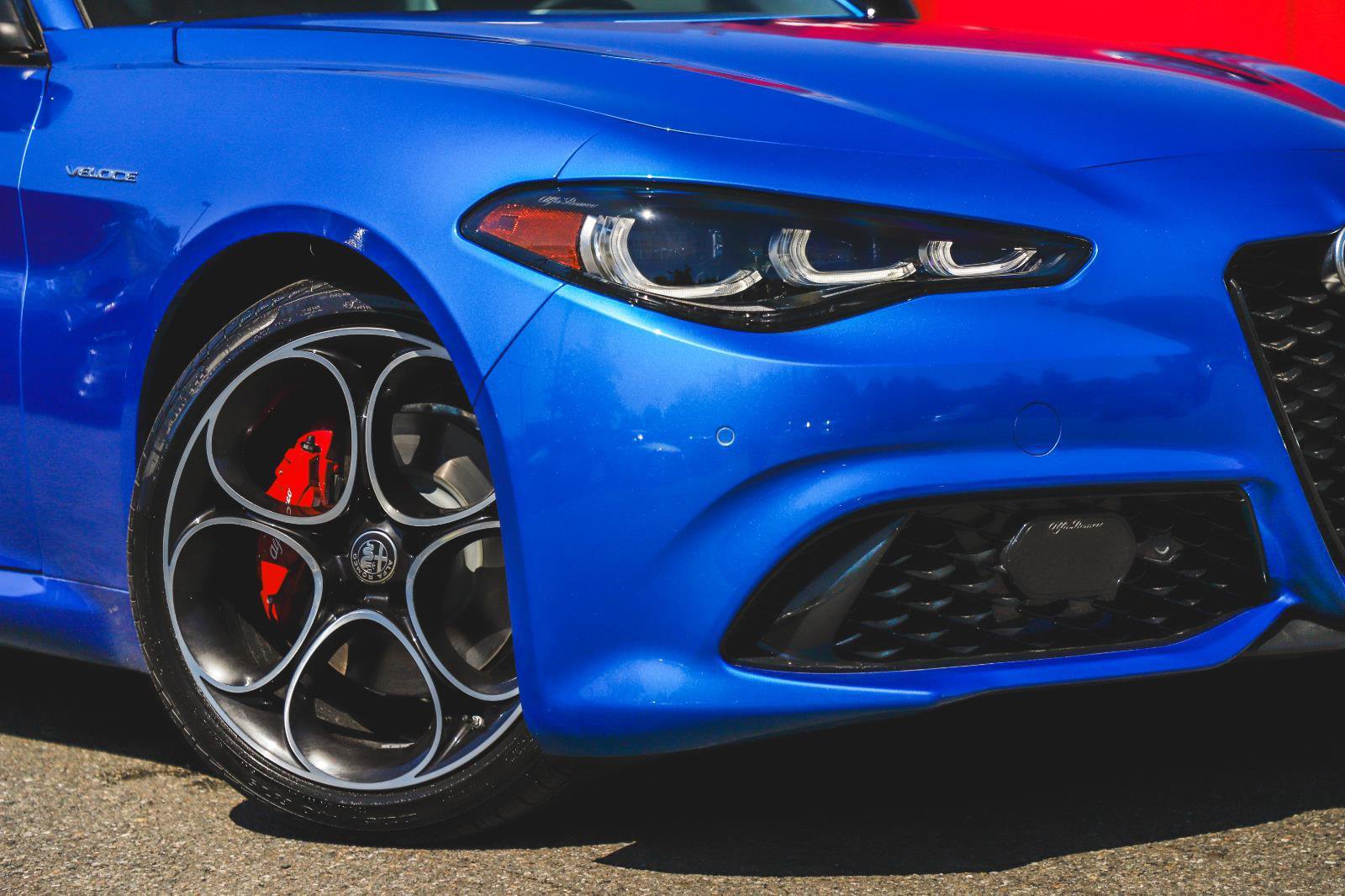 2025 Alfa Romeo Giulia Base photo 2
