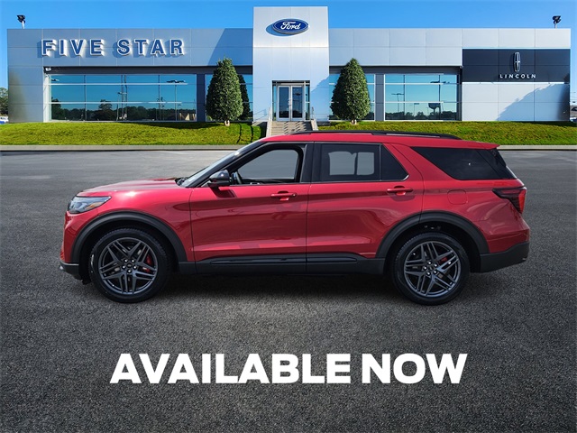 2025 Ford Explorer ST photo 2