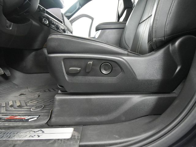 2024 Chevrolet Silverado 3500HD High Country photo 16