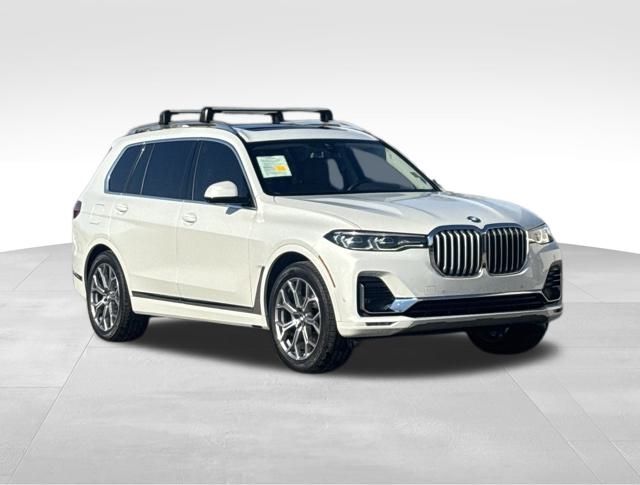 2022 BMW X7 40i's photo