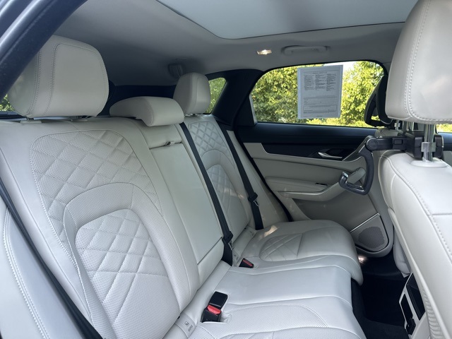 2022 Jaguar F-PACE P250 S photo 22