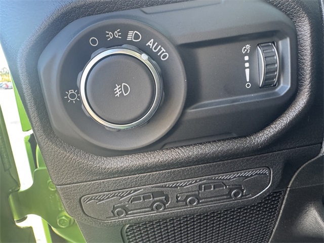 2025 Jeep Wrangler Sport S photo 18