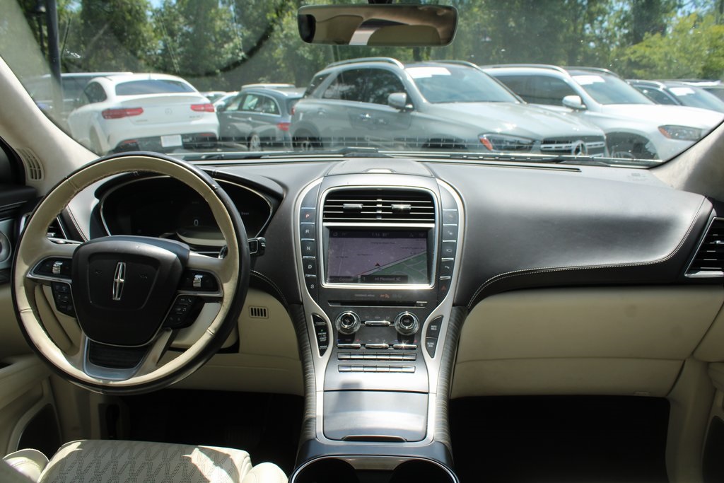 2020 Lincoln Nautilus Black Label photo 21