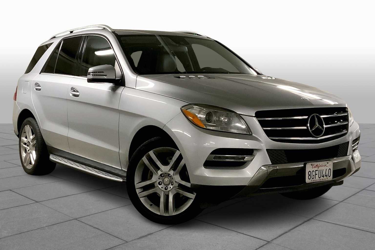 2013 Mercedes Benz ML 350 4MATIC photo 2