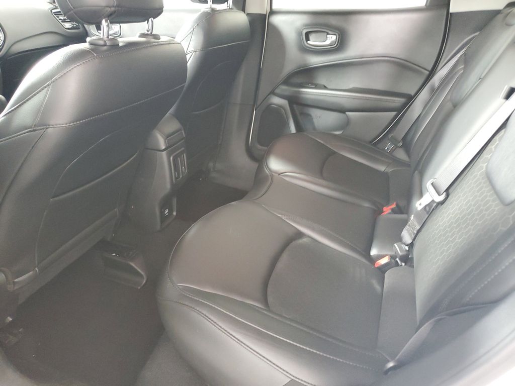 2021 Jeep Compass Altitude photo 13