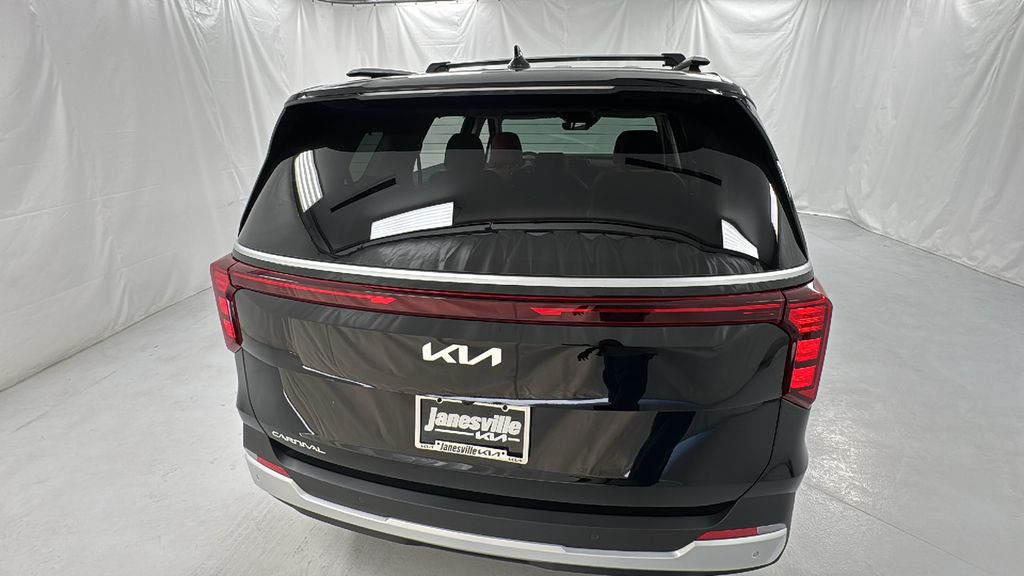 2026 Kia Carnival EX photo 3