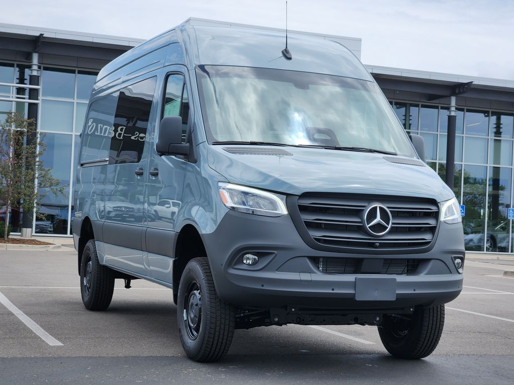 2025 Mercedes-Benz Sprinter Cargo Van Base's photo