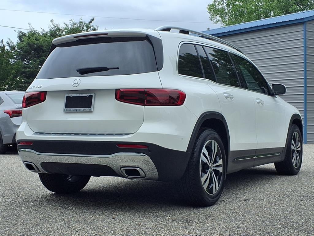 2025 Mercedes Benz GLB 250 photo 4