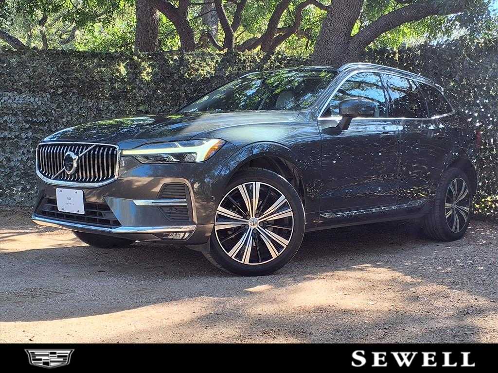 2022 Volvo XC60 Inscription's photo