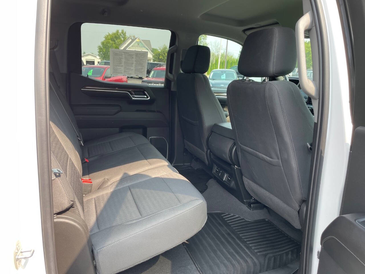 2022 Chevrolet Silverado 1500 photo 8