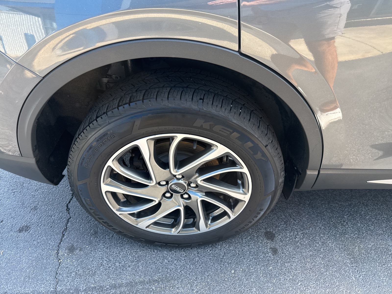 2021 Lincoln Corsair Standard photo 29