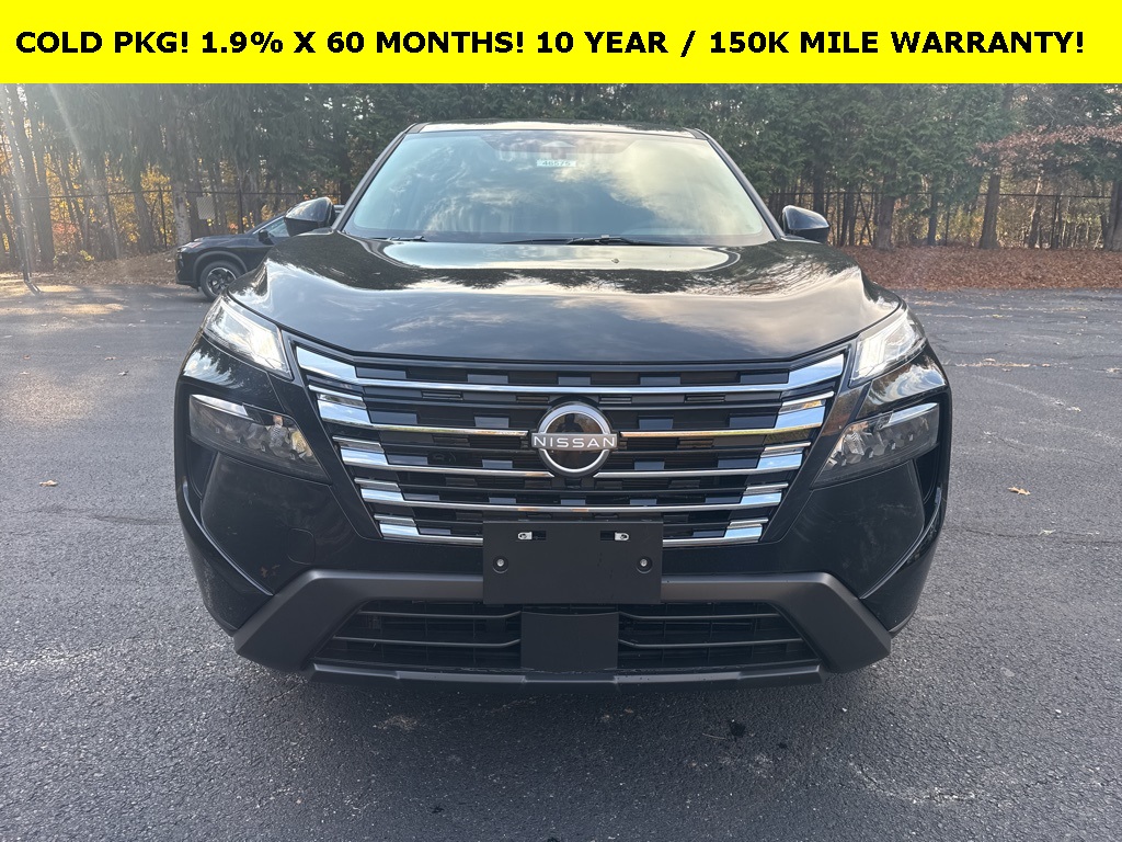 2026 Nissan Rogue SV photo 2