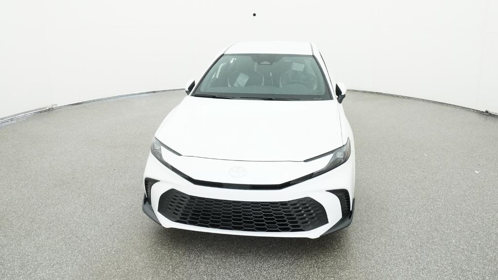 2025 Toyota Camry SE photo 2