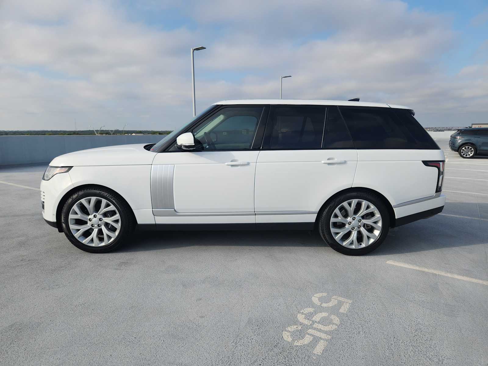 2021 Land Rover Range Rover HSE Westminster Edition photo 4