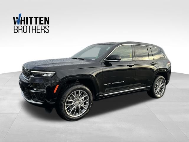 2025 Jeep Grand Cherokee Summit's photo