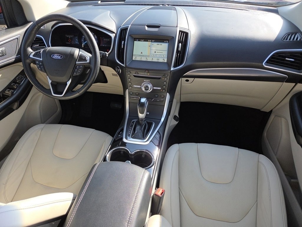 2018 Ford Edge Titanium photo 29