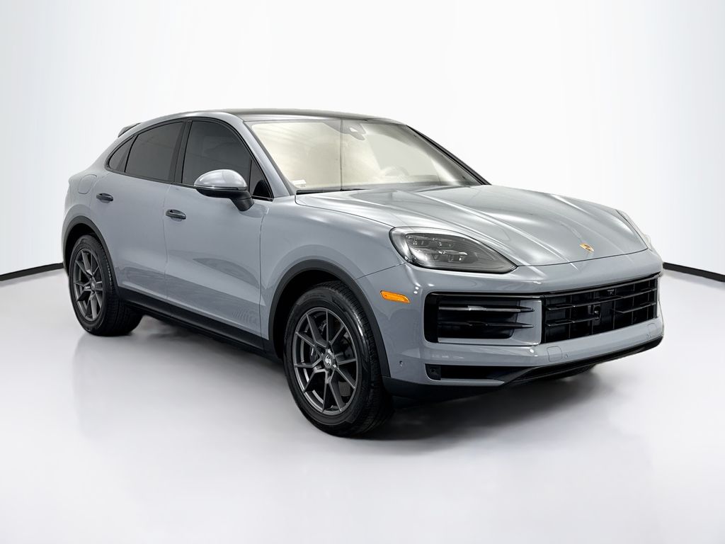 2025 Porsche Cayenne Coupe Base photo 2
