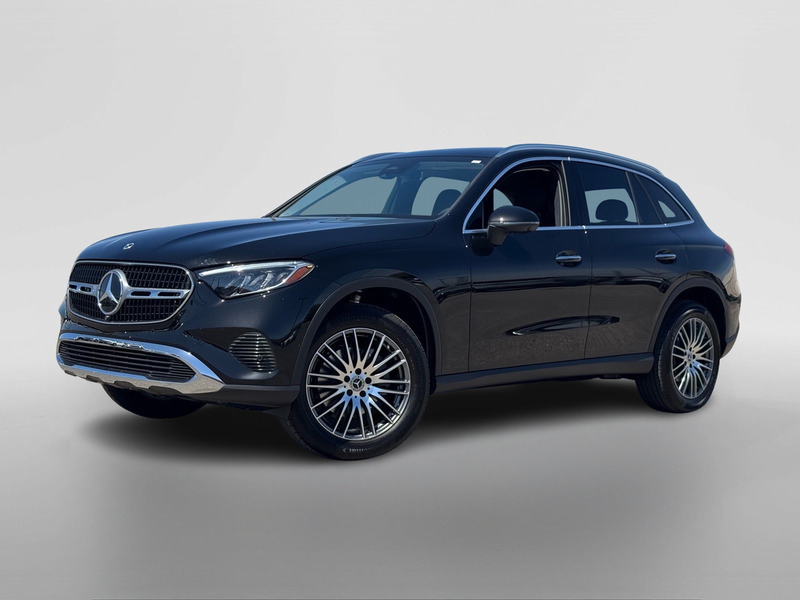 2025 Mercedes-Benz GLC Base's photo