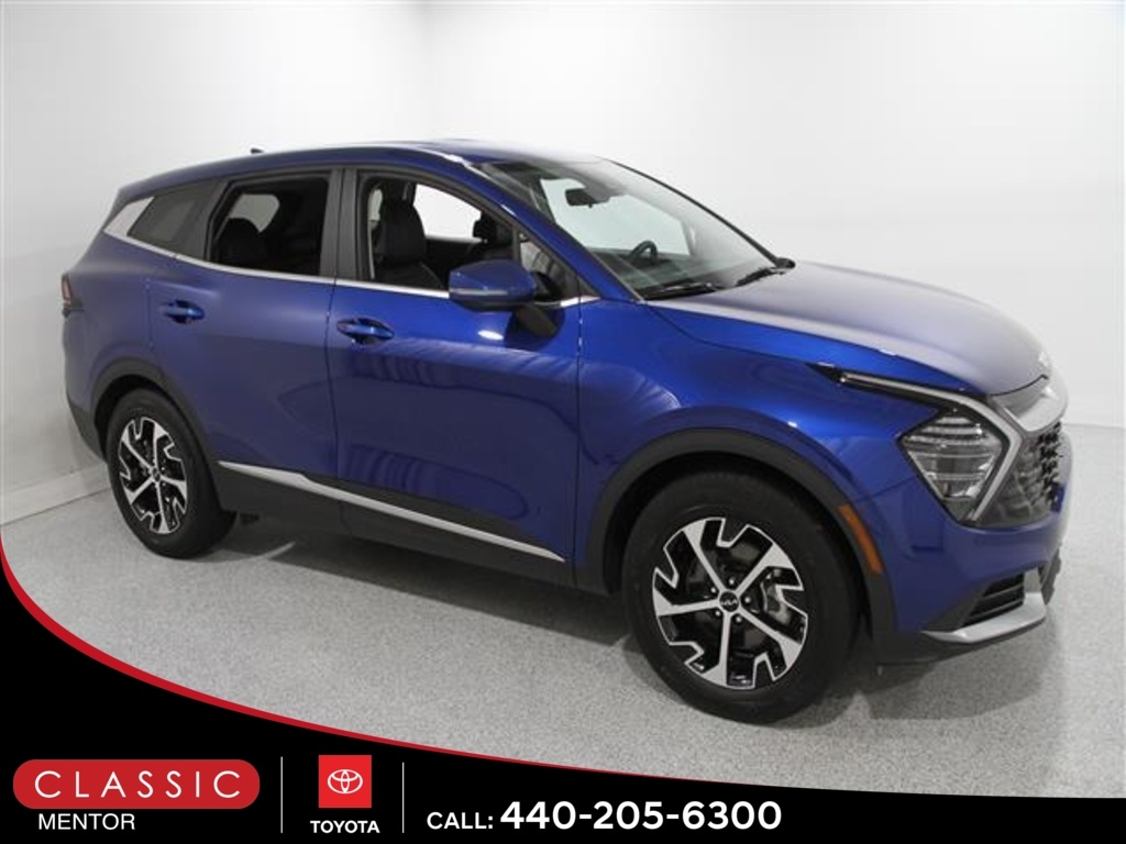 2024 Kia Sportage EX's photo