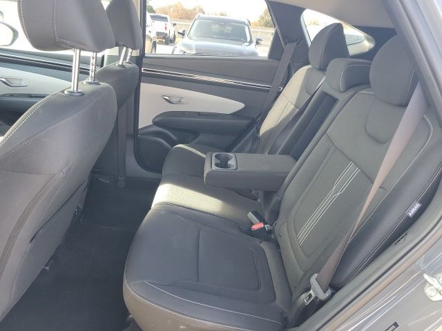 2024 Hyundai Tucson SEL photo 3