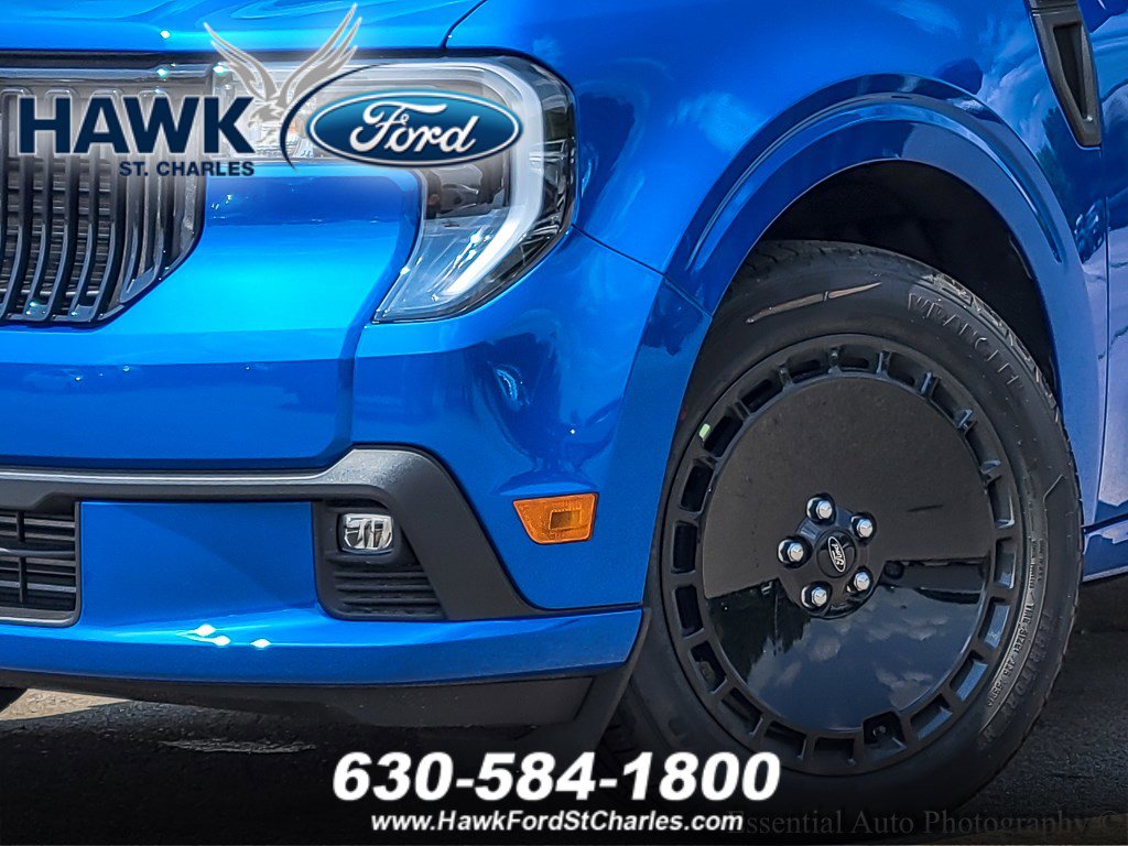 2025 Ford Maverick photo 3