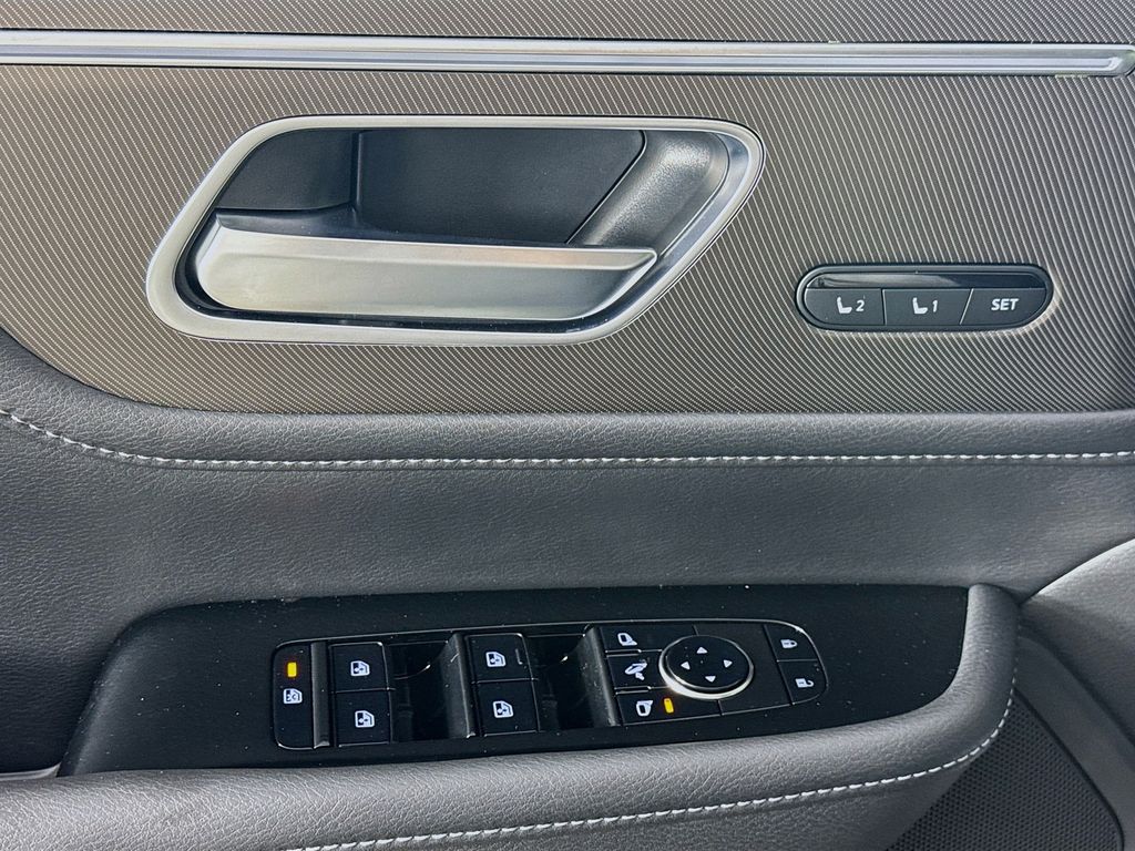 2025 Infiniti QX80 Pure photo 12
