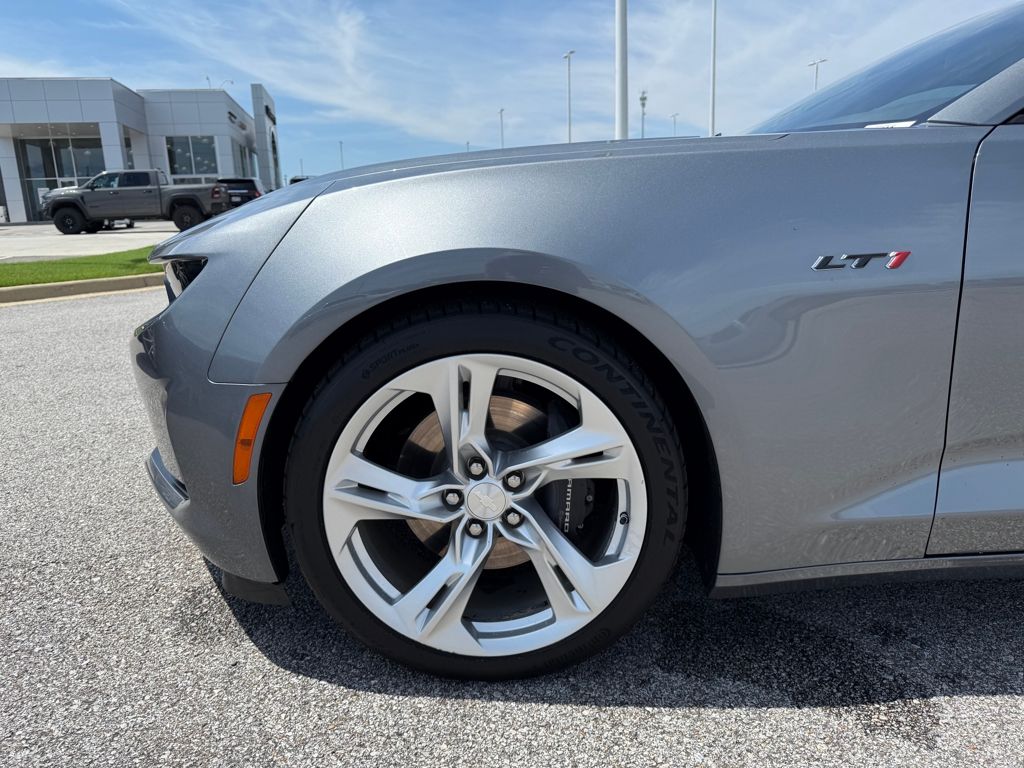 2022 Chevrolet Camaro LT1 photo 25