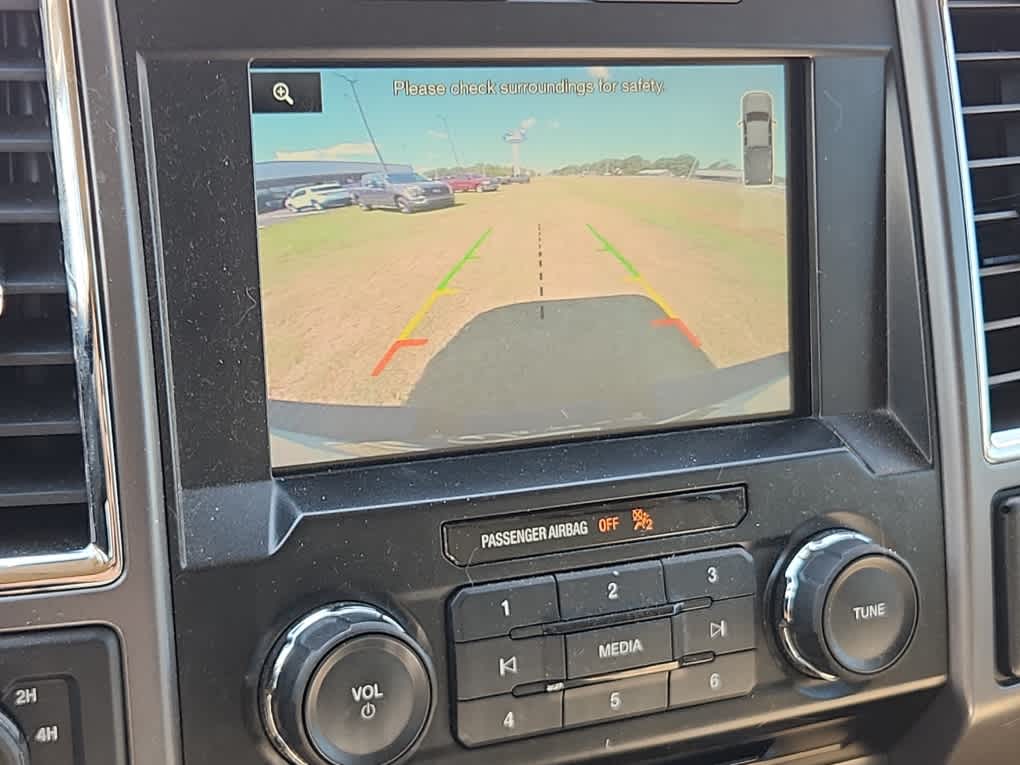 2015 Ford F-150 XLT photo 12