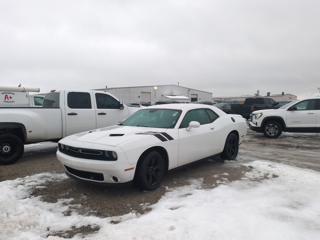 2018 Dodge Challenger SXT's photo