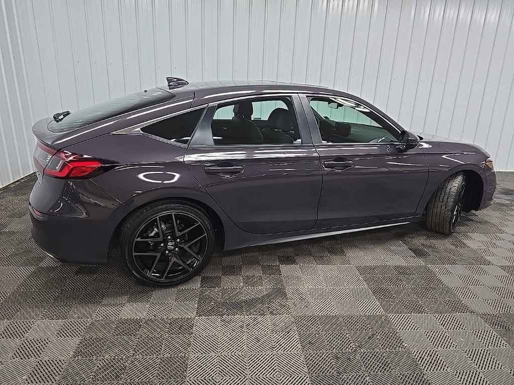 2023 Honda Civic Hatchback Sport Touring photo 2