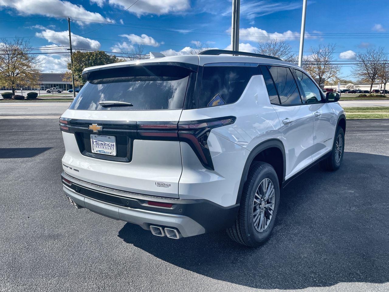 2026 Chevrolet Traverse photo 4