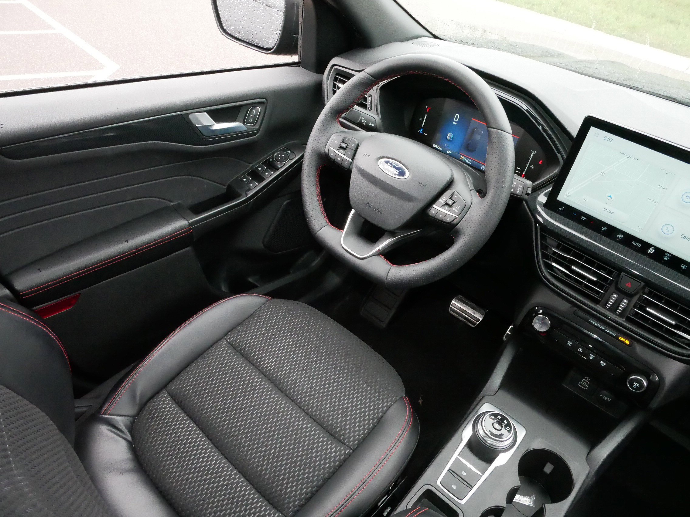 2024 Ford Escape ST-Line photo 7