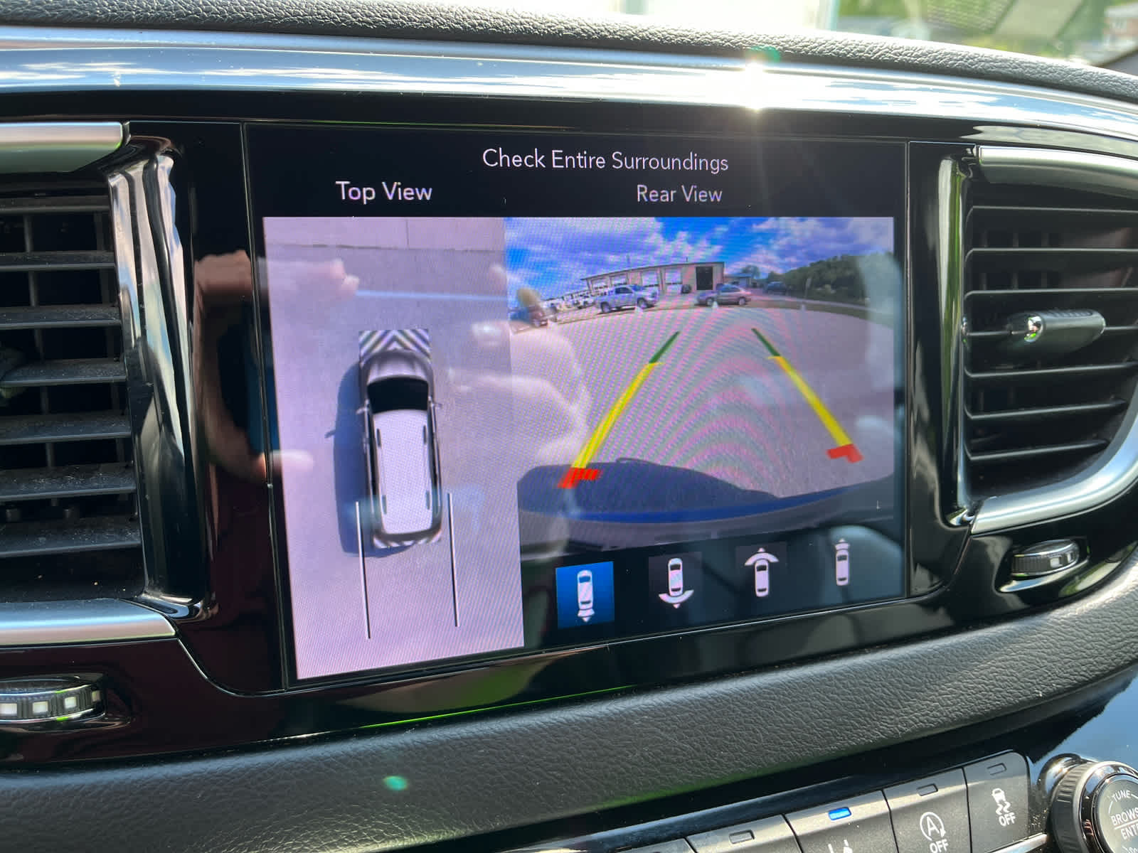 2018 Chrysler Pacifica Touring L photo 25