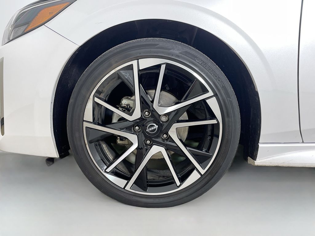 2024 Nissan Sentra SR photo 32