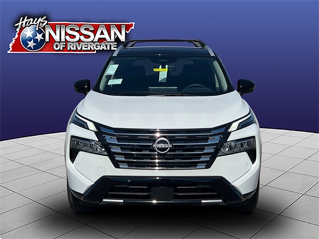 2025 Nissan Rogue Platinum photo 2